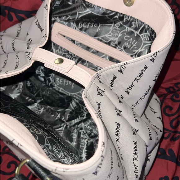 Betsy Johnson Set - Picture 5 of 5